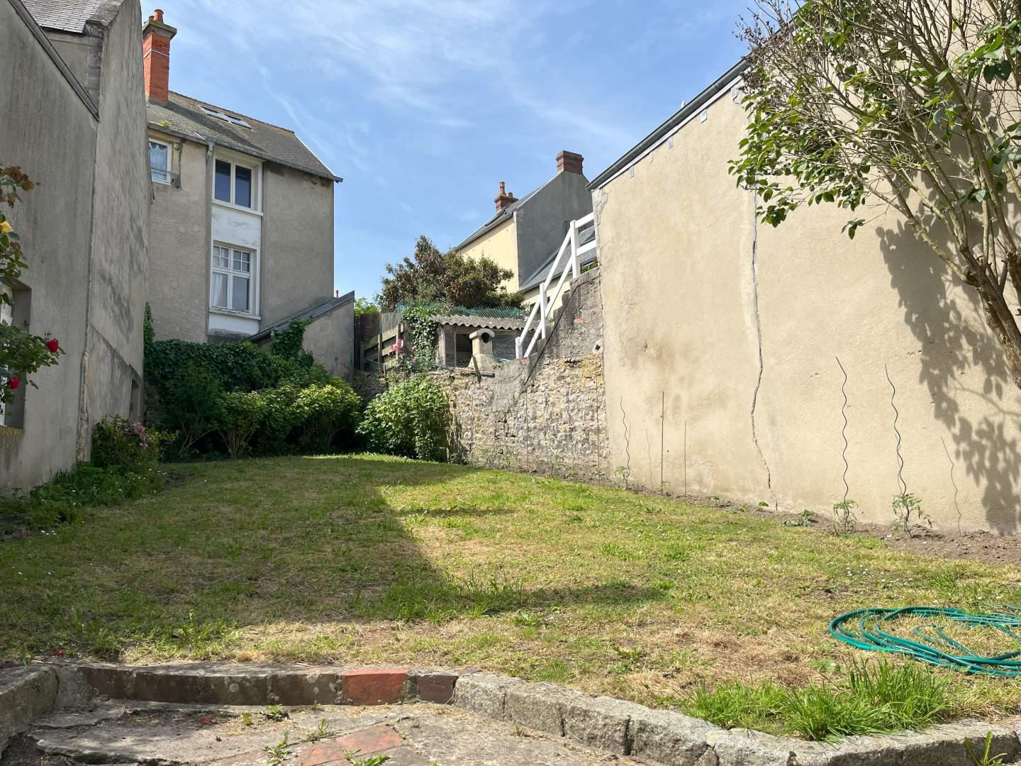 Maison à vendre PORT EN BESSIN HUPPAIN